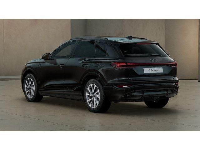Neu Audi Q6 e-tron Performance 225 kW (306 PS) 2026 Schwarz SUV