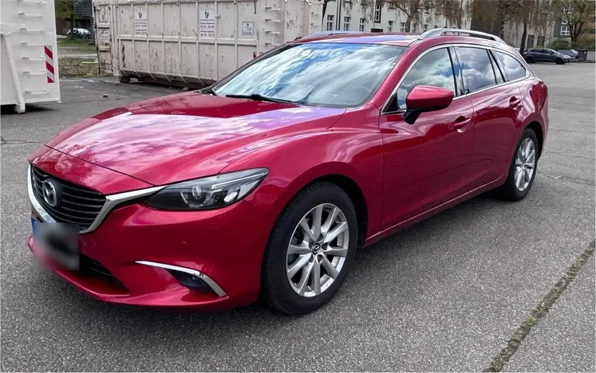 Używany Mazda 6 175 KM (128 kW) 2015 Czerwony Kombi