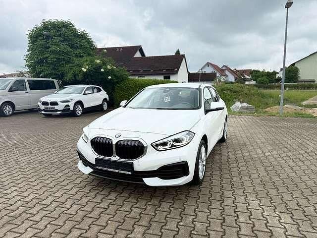Gebraucht BMW 116 Advantage 109 PS (80 kW) 2024 Weiß alpinweiss iii Kleinwagen