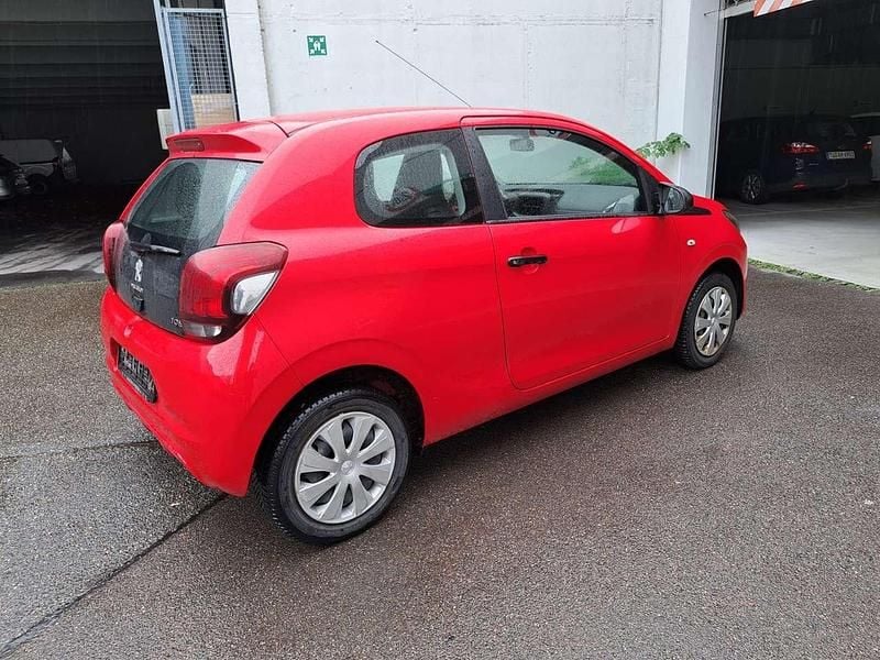 Gebraucht Peugeot 108 Basis 69 PS (50 kW) 2014 Zu lackieren rot 3p0/dg Kleinwagen