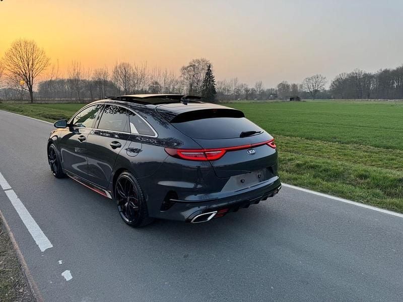 Gebraucht Kia ProCeed GT 204 PS (150 kW) 2021 Grau Kombi