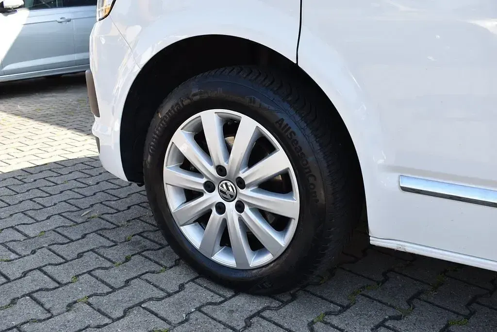 Gebraucht VW Multivan Highline 150 PS (110 kW) 2016 Weiß Van / Kleinbus