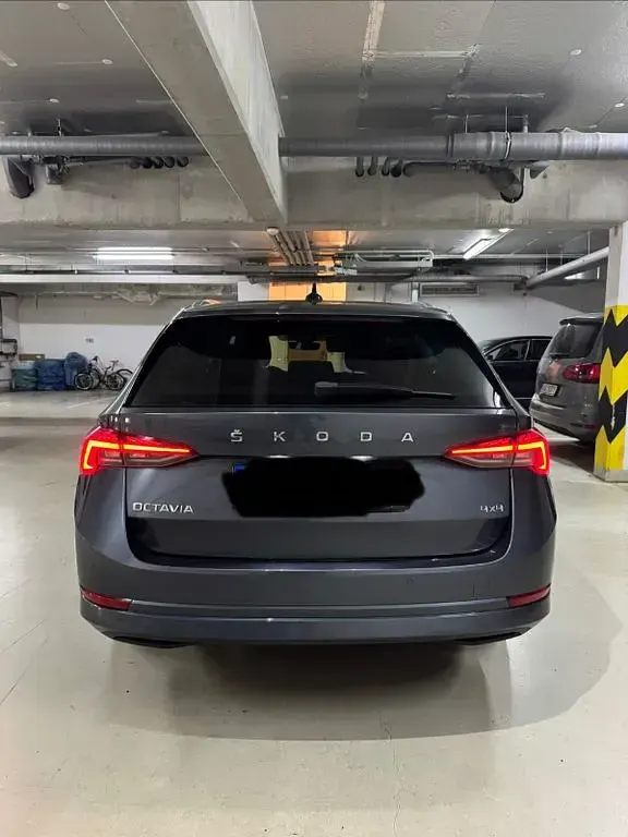 Gebraucht Skoda Octavia Style 150 PS (110 kW) 2021 Silber Kombi