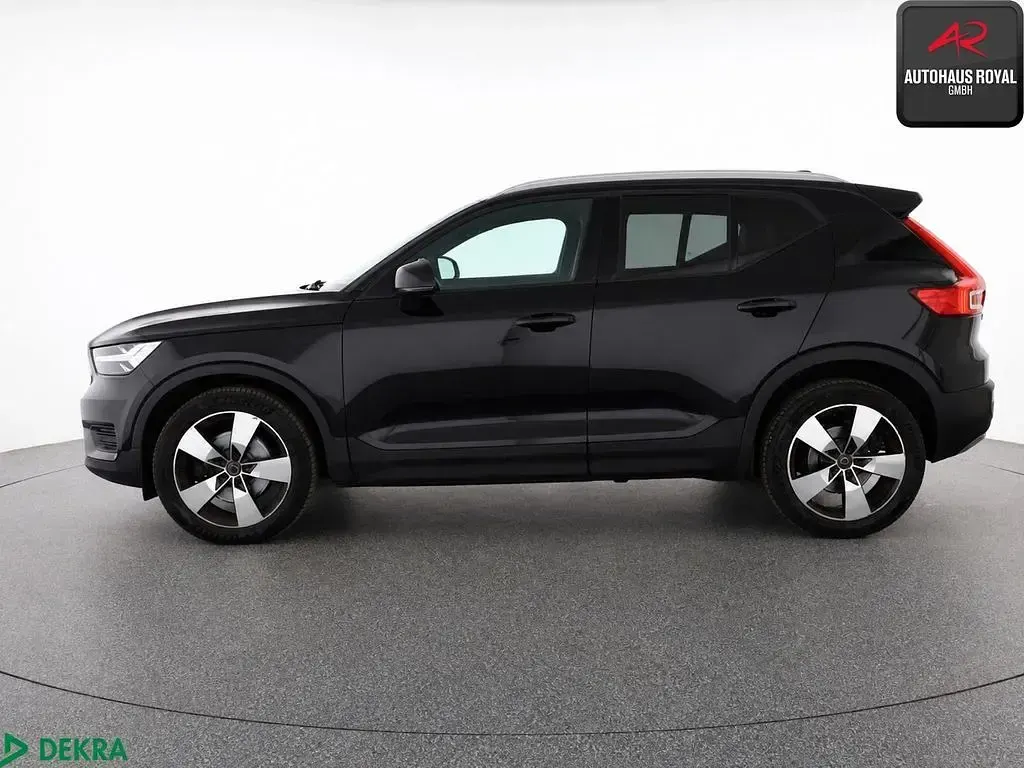 Gebraucht Volvo XC40 150 PS (110 kW) 2018 Black solid "stone" / solid SUV