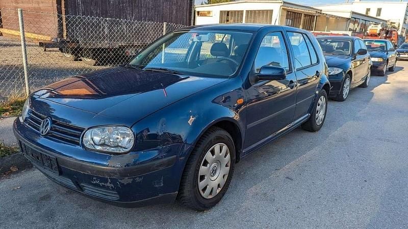 Blau Gebraucht 2001 VW Golf IV Edition Limousine | 1.244 € (Fairer Preis) - Bild 1/4