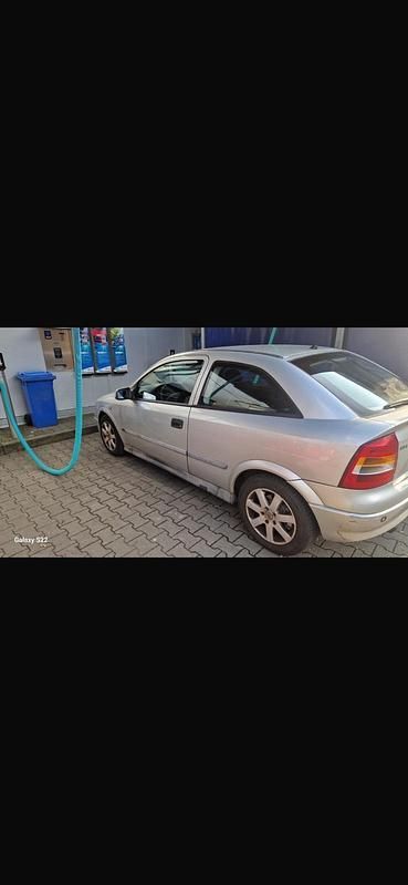 Gebraucht Opel Astra 115 PS (84 kW) 2000 Silber Coupé