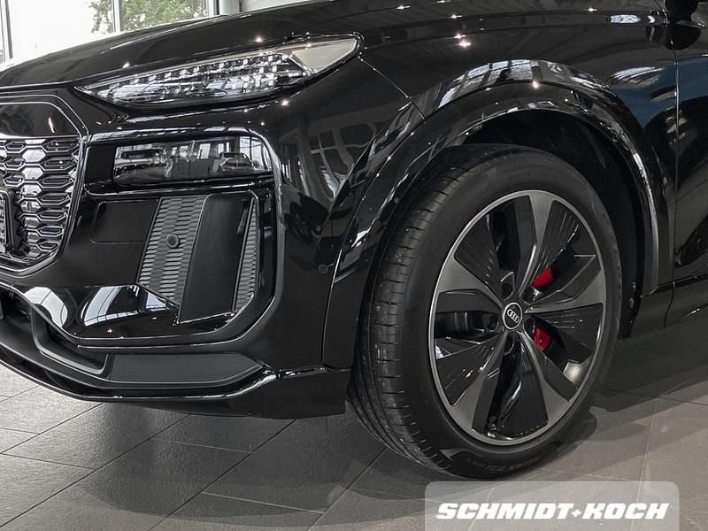 Gebraucht Audi Q6 e-tron Advanced 359 kW (489 PS) 2024 Schwarz (schwarz) SUV