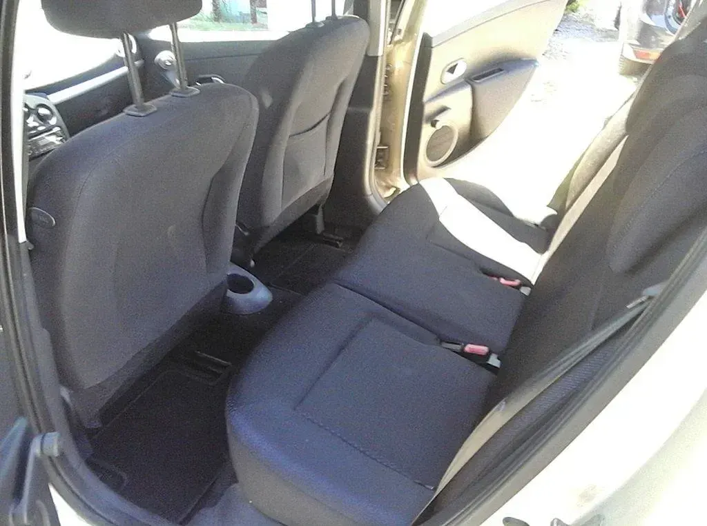Gebraucht Renault Clio Dynamique 80 PS (58 kW) 2007 Silber Kleinwagen