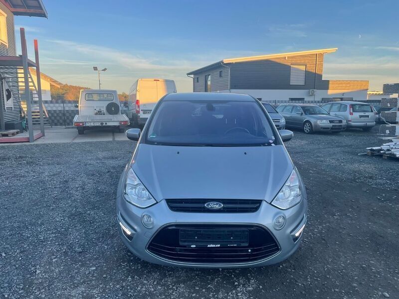 Gebraucht Ford S-MAX Titanium 163 PS (119 kW) 2015 Silber Van / Kleinbus