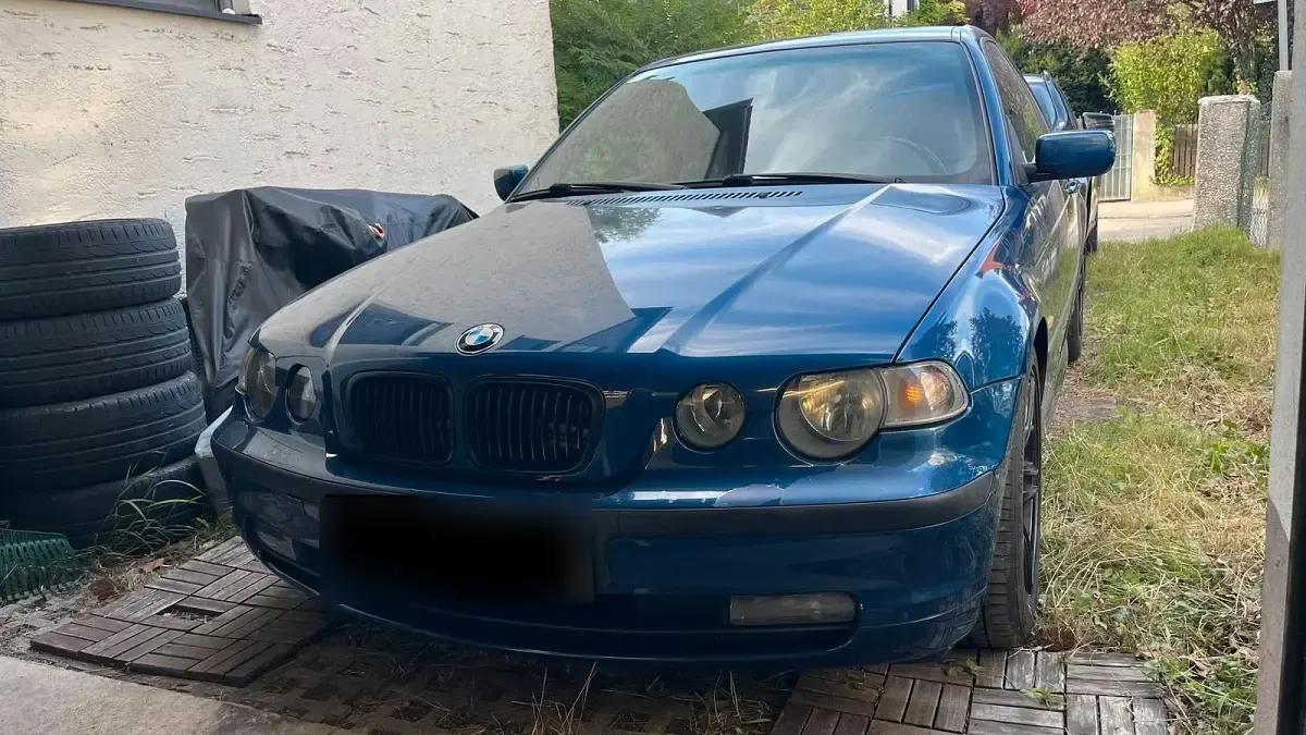 Gebraucht BMW 325 192 PS (141 kW) 2001 Blau Coupé