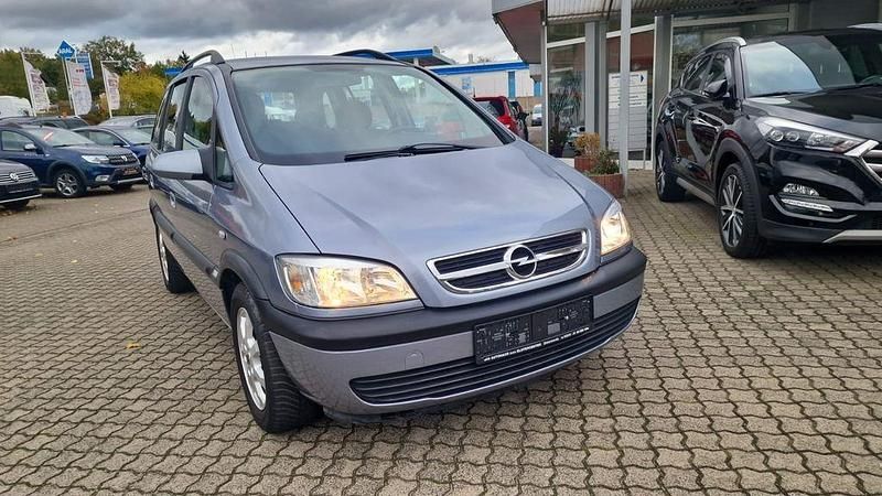 Silber Gebraucht 2004 Opel Zafira Njoy Van / Kleinbus | 4.990 € - Bild 1/4