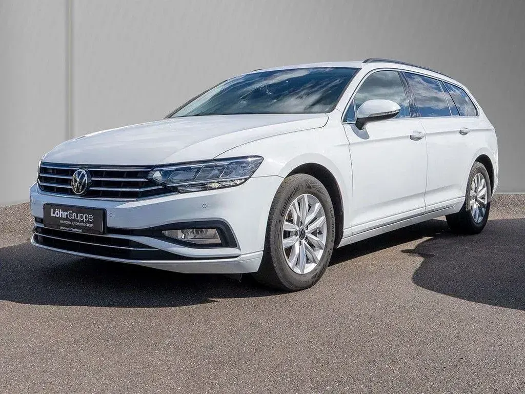 Second-hand VW Passat Business 150 CP (110 kW) 2022 Alb Break
