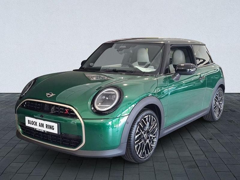 British racing green iv (andere) Neu 2025 Mini Cooper S Kleinwagen | 34.900 € (Fairer Preis) - Bild 1/4
