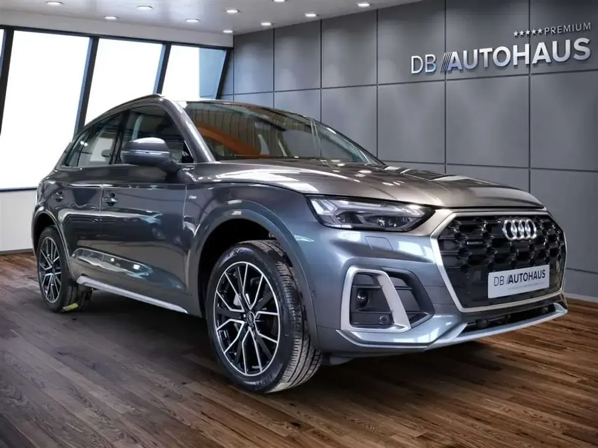 Gebraucht Audi Q5 S-Line 299 PS (219 kW) 2023 Grau SUV