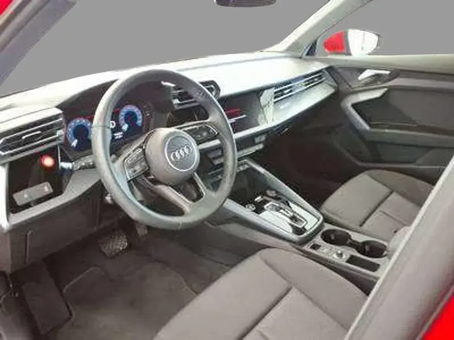 Gebraucht Audi A3 Advanced Plus 150 PS (110 kW) 2025 Progressivrot metallic Limousine