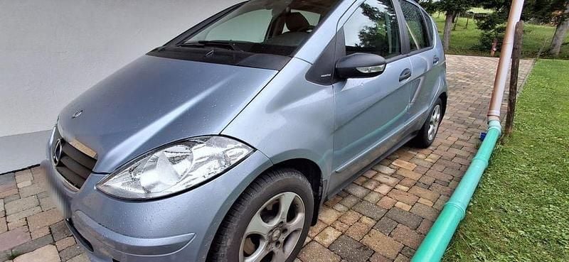 Silber Gebraucht 2007 Mercedes A150 Classic Van / Kleinbus | 3.500 € (Guter Preis) - Bild 1/4