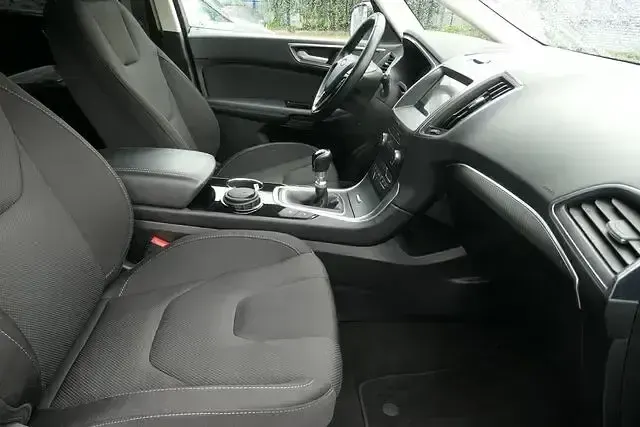 Gebraucht Ford S-MAX Titanium 150 PS (110 kW) 2022 Blau Van / Kleinbus