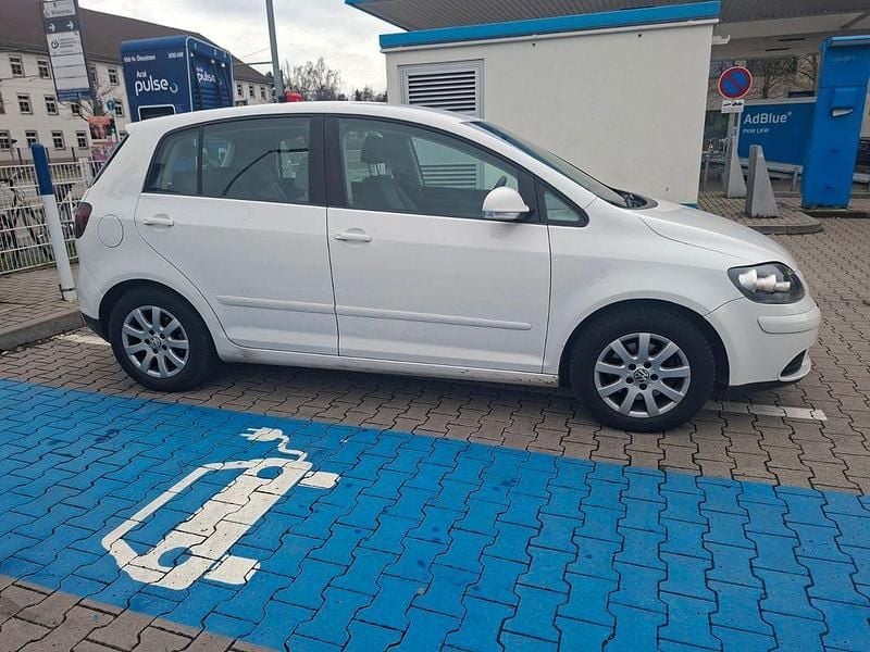 Gebraucht VW Golf Plus Cross 116 PS (85 kW) 2025 Weiß Van / Kleinbus