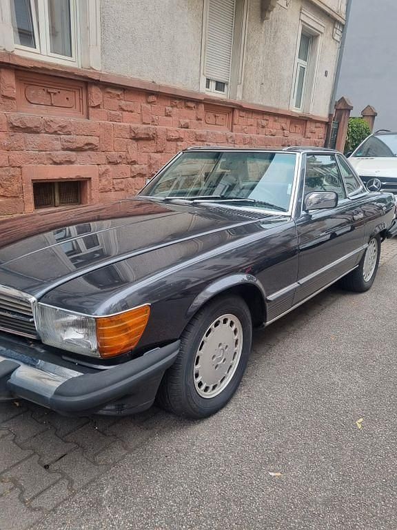 Grau Gebraucht 1987 Mercedes 560 Cabrio | 28.000 € - Bild 1/4