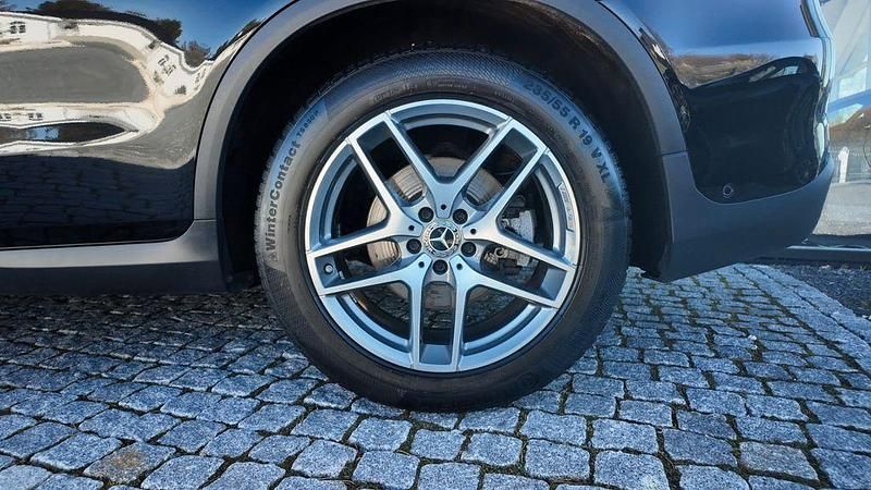 Gebraucht Mercedes GLC350 258 PS (189 kW) 2018 Schwarz SUV