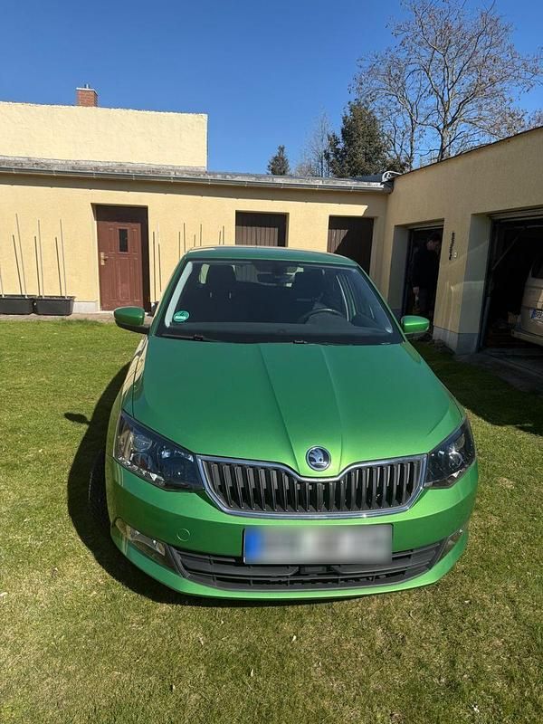 Gebraucht Skoda Fabia 2018 Grün Kleinwagen