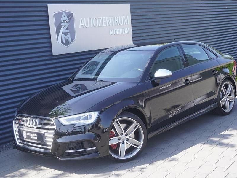 Brillantschwarz Gebraucht 2018 Audi S3 Advanced Limousine | 29.990 € (Fairer Preis) - Bild 1/4