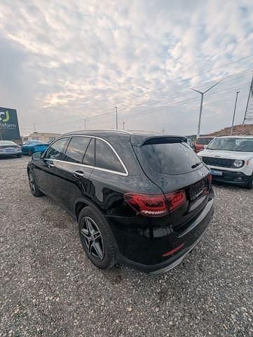 Gebraucht Mercedes GLC300 258 PS (189 kW) 2019 Schwarzkeine angabe SUV