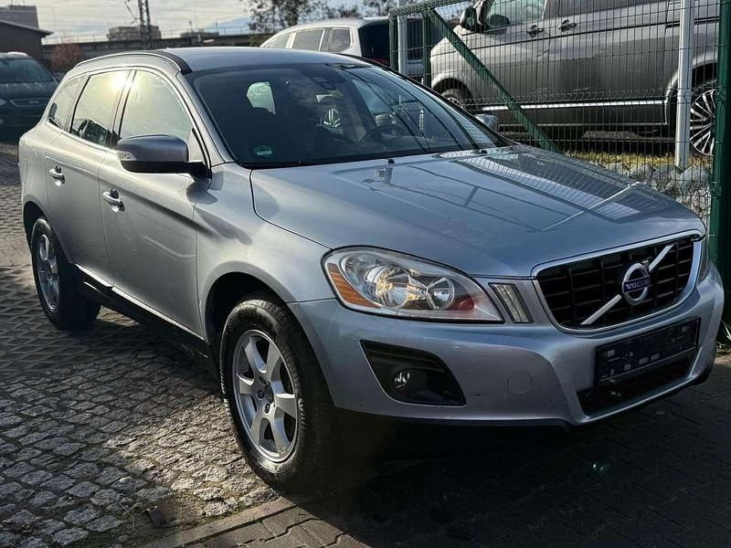 Gebraucht Volvo XC60 Basis 163 PS (119 kW) 2009 Silber SUV