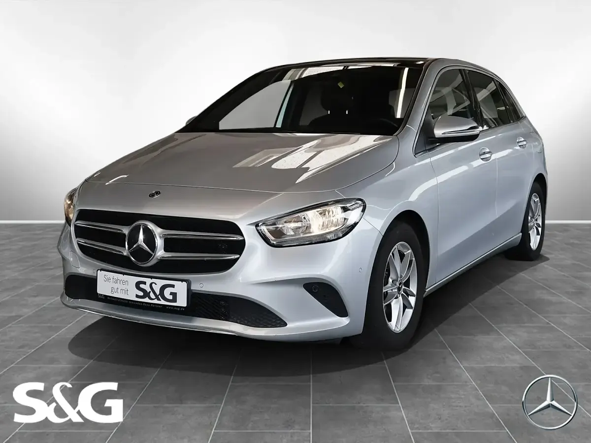 Gebraucht Mercedes B180 Progressive 136 PS (100 kW) 2020 Kleinwagen