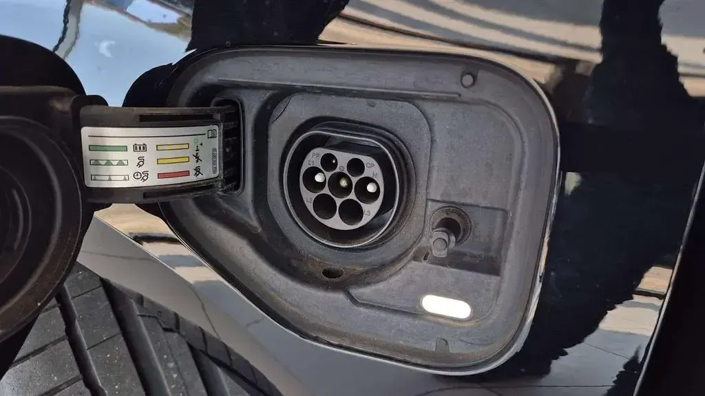 Gebraucht Cupra Leon VZ 245 PS (180 kW) 2022 Schwarz Limousine
