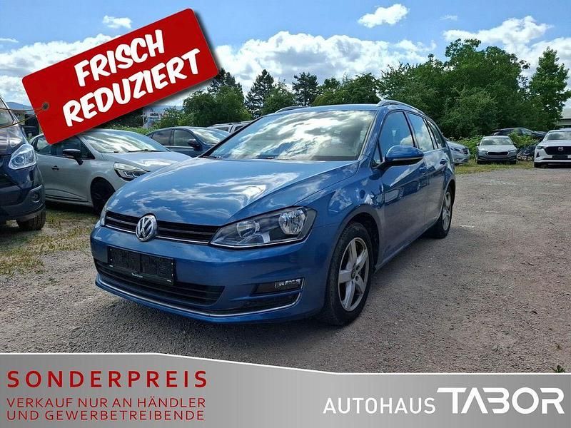 Pacific blue metallic Gebraucht 2017 VW Golf VII Highline Kombi | 11.385 € (Superpreis) - Bild 1/4