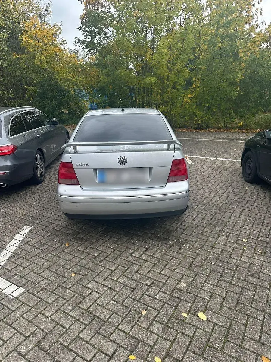 Occasion VW Bora 75 ch (55 kW) 2002 Argent Berline