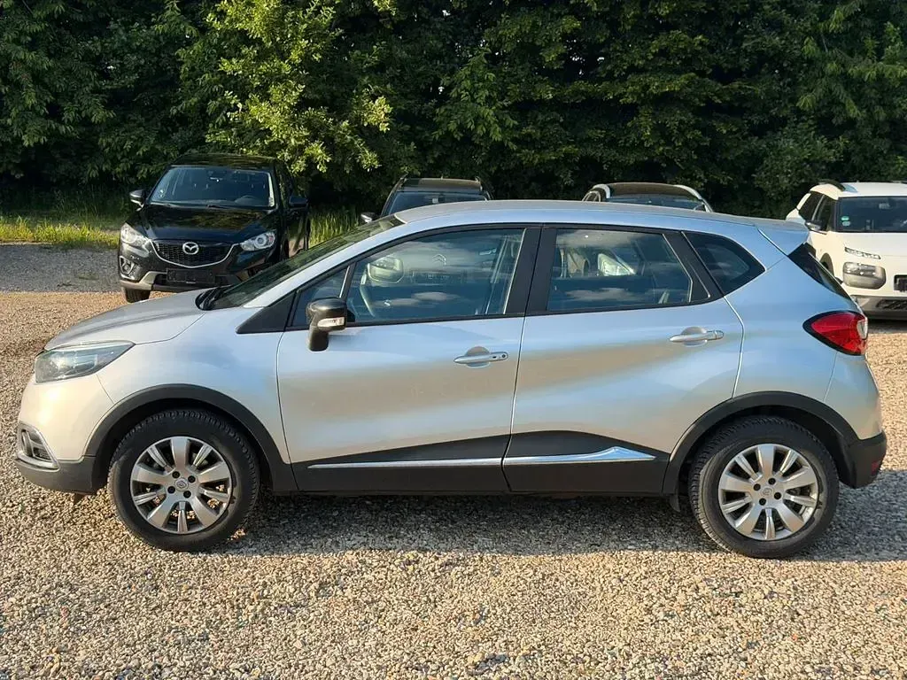Gebraucht Renault Captur Dynamique 120 PS (88 kW) 2015 Grau SUV