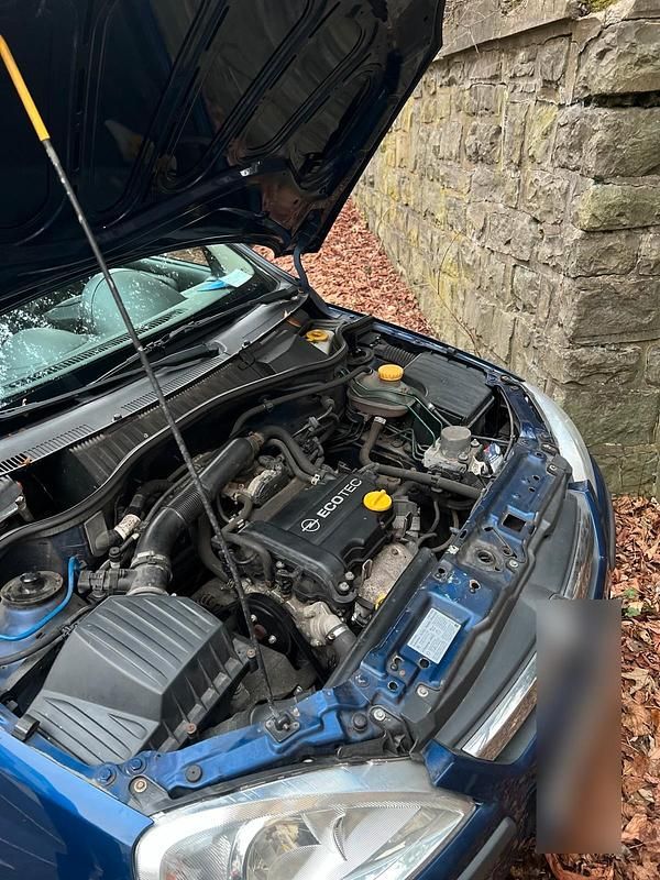 Gebraucht Opel Corsa 60 PS (44 kW) 2004 Blau Kleinwagen