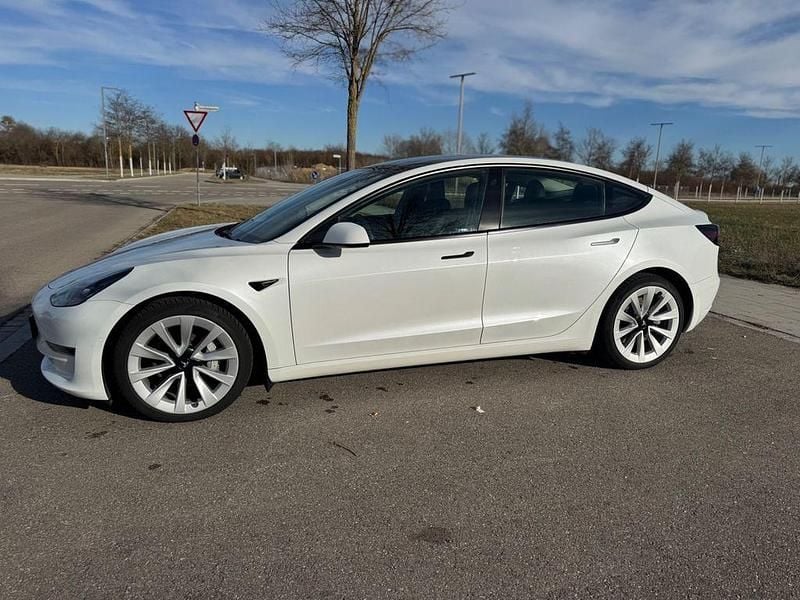 Gebraucht Tesla Model 3 366 kW (498 PS) 2021 Weiß Limousine
