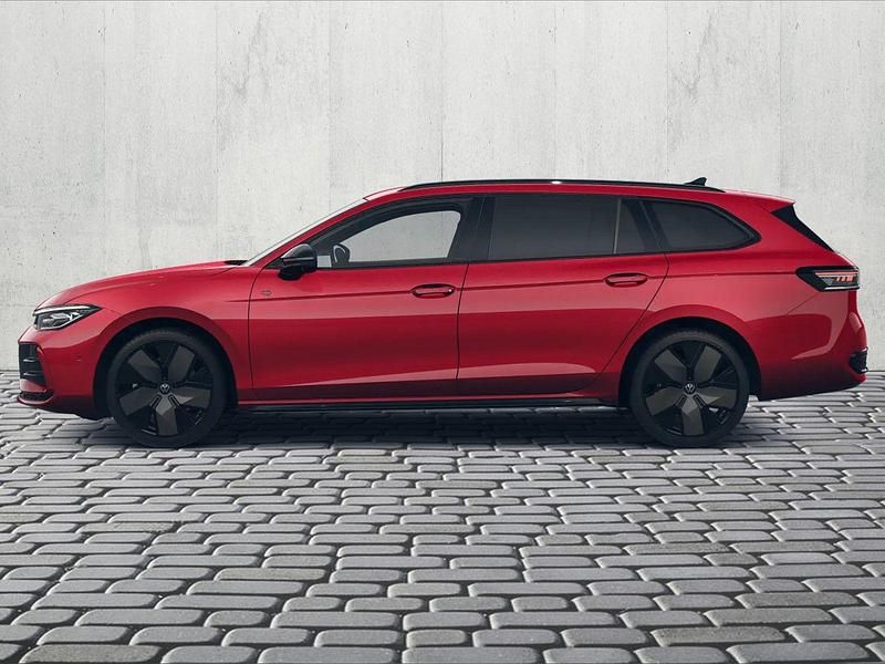 Gebraucht VW Passat Style 193 PS (141 kW) 2025 Chilirot metallic Kombi