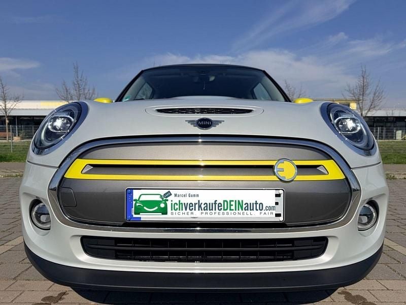 Gebraucht Mini Cooper SE 135 kW (184 PS) 2021 Silber Kleinwagen