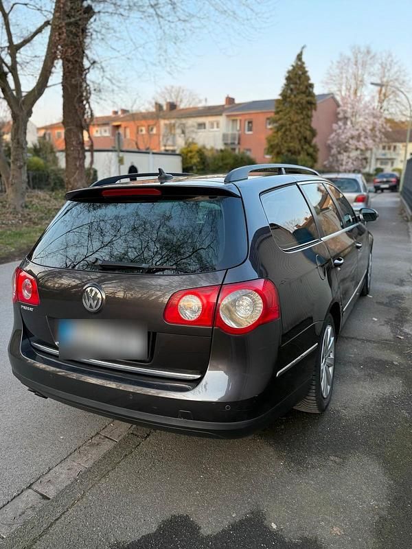 Usado VW Passat 140 HP (102 kW) 2007 Castanho Carrinha
