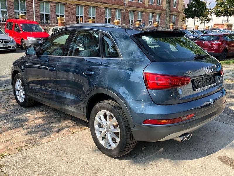 Gebraucht Audi Q3 Design 184 PS (135 kW) 2017 Blau SUV