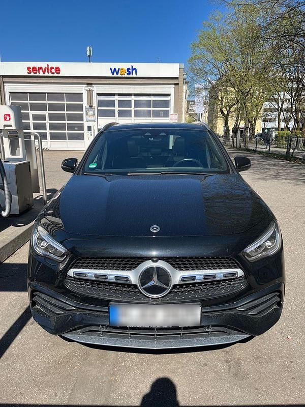 Gebraucht Mercedes 250 224 PS (164 kW) 2021 Schwarz SUV