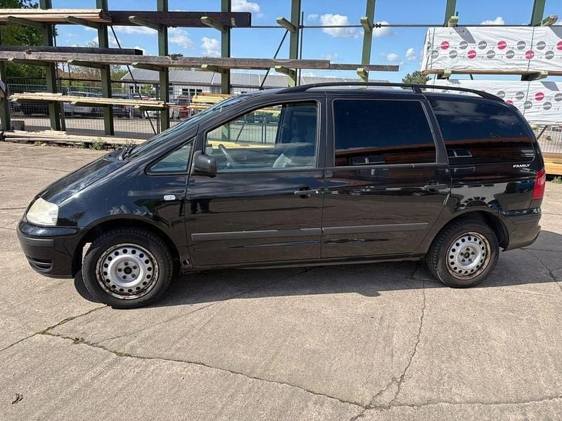 Gebraucht VW Sharan 116 PS (85 kW) 2002 Schwarz Van / Kleinbus