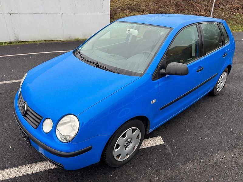 Blau Gebraucht 2002 VW Polo Kleinwagen | 800 € (Superpreis) - Bild 1/4
