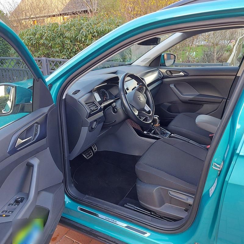 Gebraucht VW T-Cross Life 110 PS (80 kW) 2021 Blau SUV