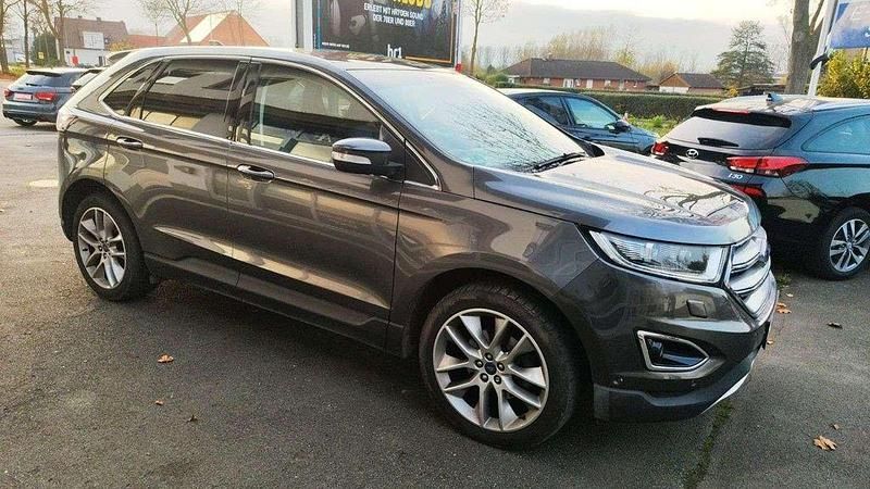Gebraucht Ford Edge Titanium 209 PS (153 kW) 2017 Grau SUV