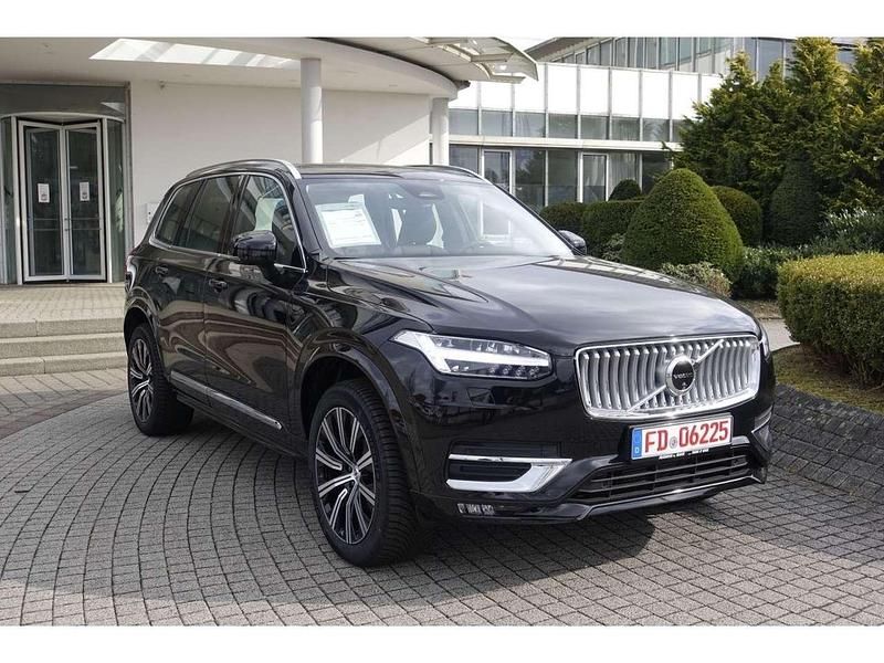Schwarz Gebraucht 2025 Volvo XC90 Plus SUV | 70.990 € - Bild 1/4
