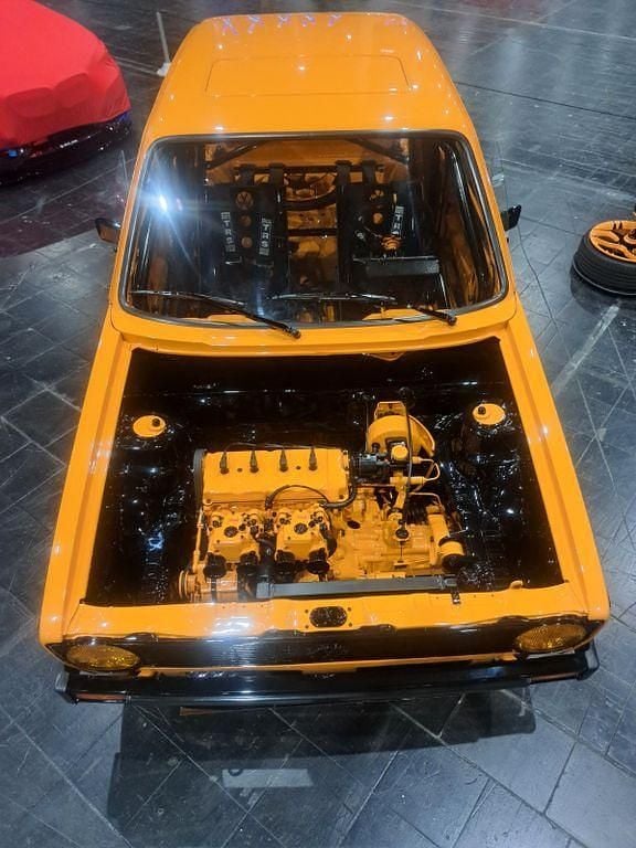 Orange Gebraucht 1978 VW Golf I GTI Limousine | 29.999 € - Bild 1/4