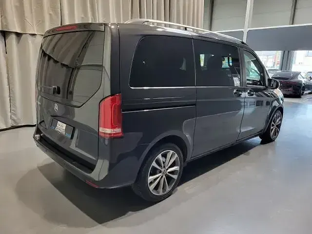 Gebraucht Mercedes V250 Edition 190 PS (139 kW) 2019 Grau Van / Kleinbus
