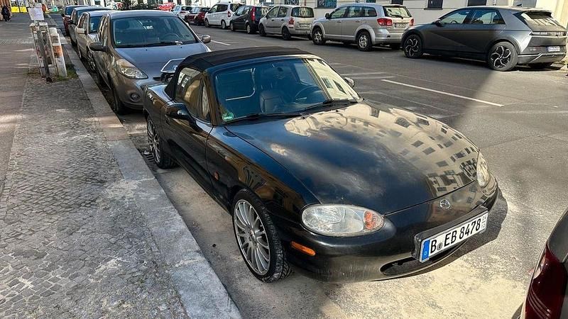 Gebraucht Mazda MX5 140 PS (102 kW) 1999 Schwarz Cabrio