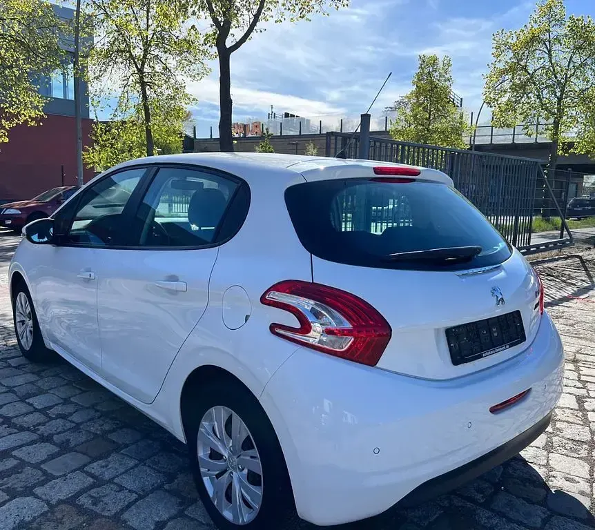 Brugt Peugeot 208 Active 82 HK (60 kW) 2013 Hvid Hatchback