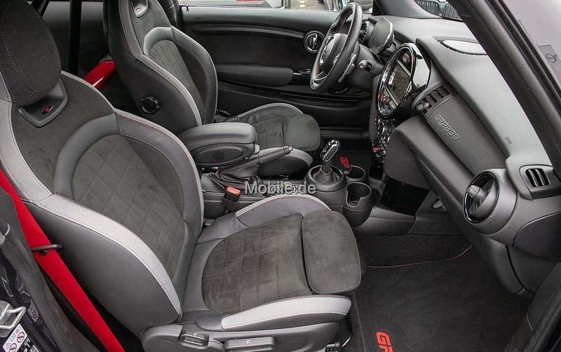 Gebraucht Mini John Cooper Works 306 PS (225 kW) 2020 Grau Kleinwagen